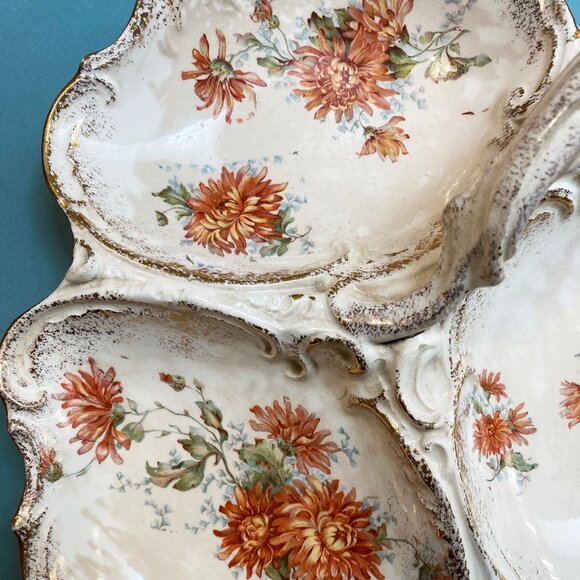 Antique Serving Platter with Gold Detail - Condiment Dish - Transfer Ware - Picture 3 of 7